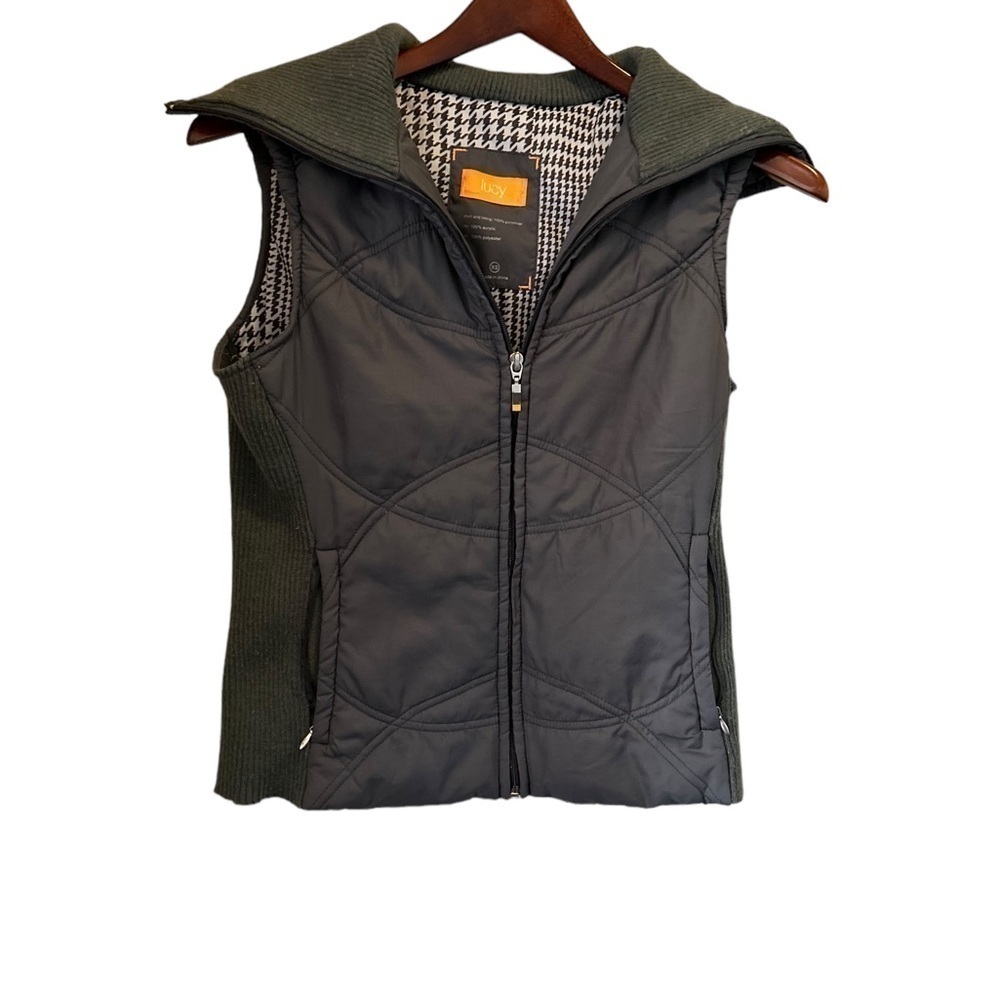 Lucy‎ Women's Gray Quilted Vest